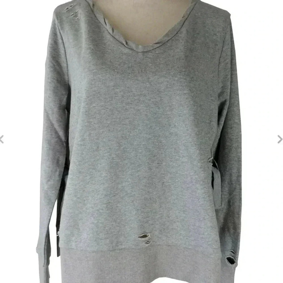 Romeo & Juliet Sweatshirt Gray Distressed Tie Side - Picture 3 of 12